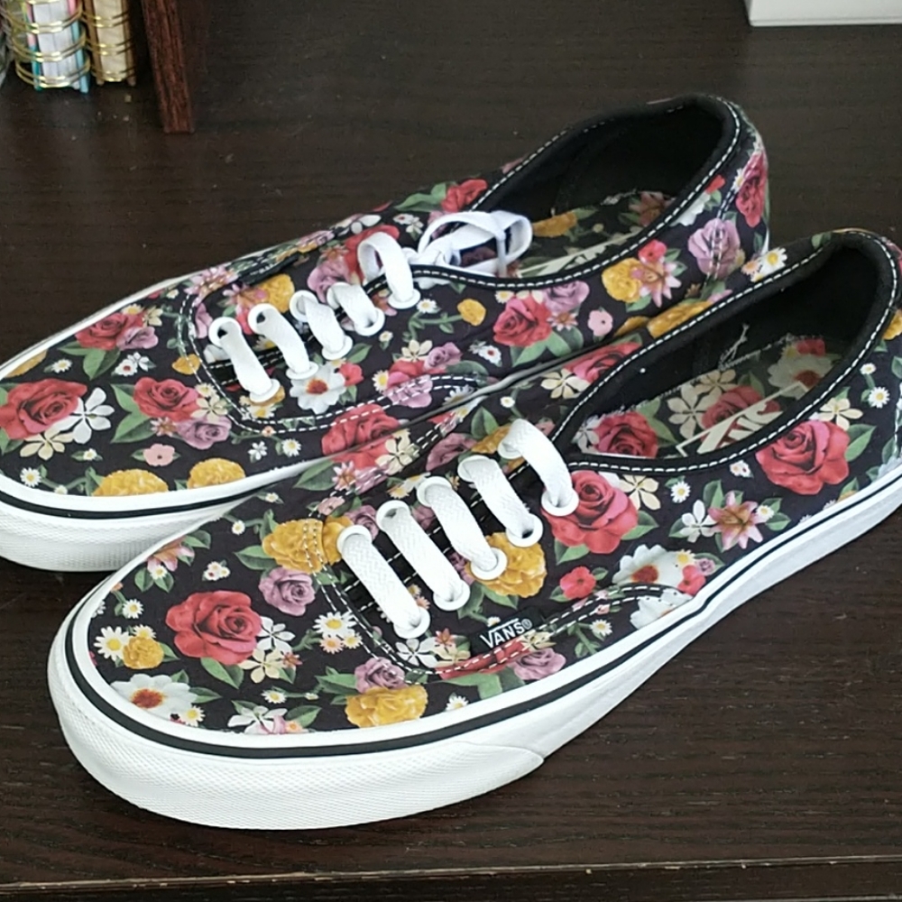 Women's Floral Vans
